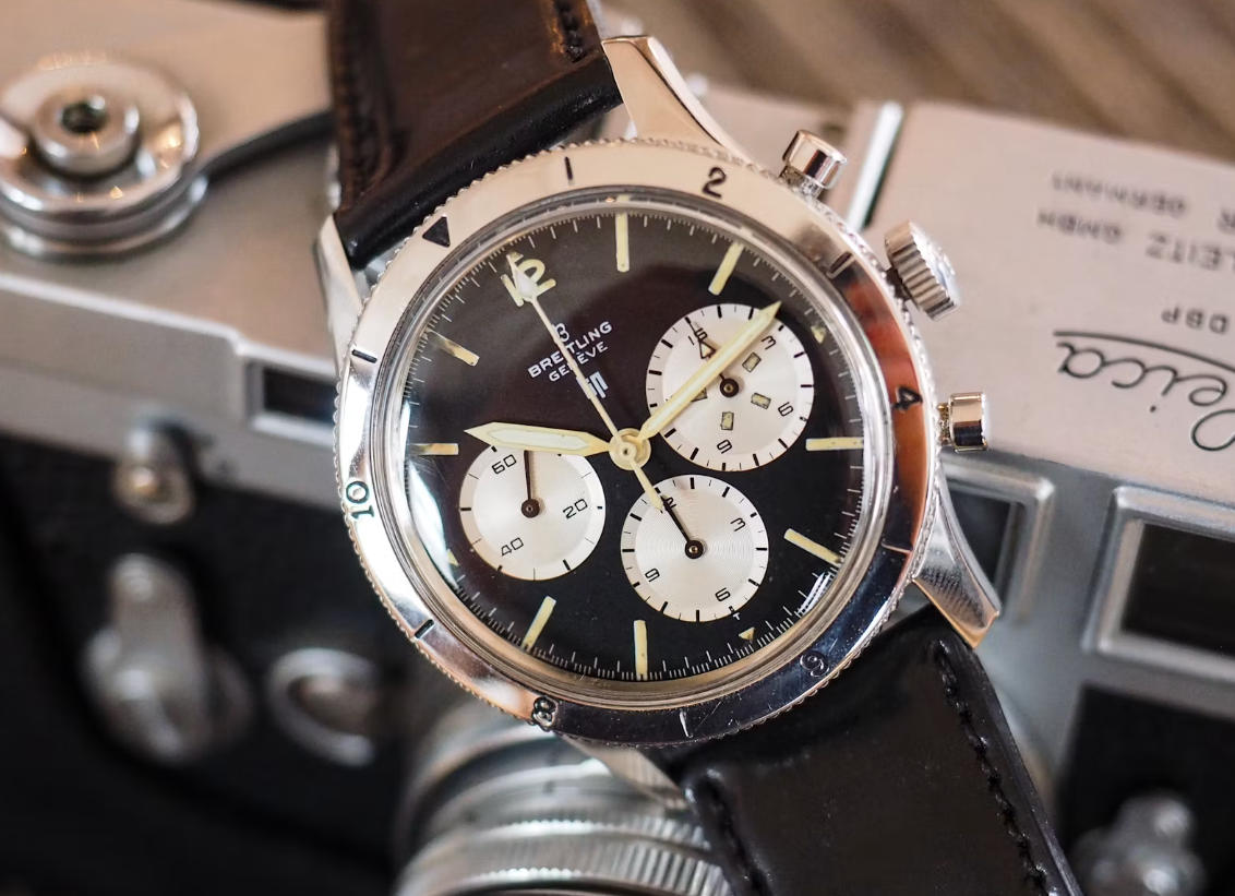 The Vintage Perfect Replica Breitling Classic AVI 765 Watches
